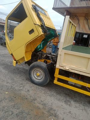 Mitsubishi Truck th 1987 - Gambar 5