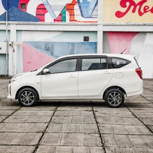 Toyota CALYA 1.2 AT Putih - 2021 - Gambar 2