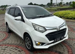 Daihatsu SIGRA R MANUAL 2016