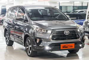 Toyota INNOVA VENTURER 2.4 DIESEL AT 2021