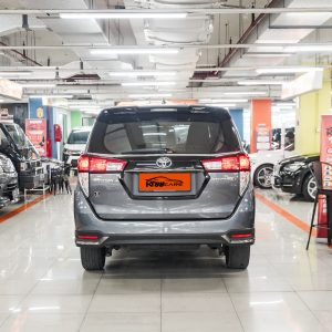 Toyota INNOVA VENTURER 2.4 DIESEL AT 2021 - Gambar 4