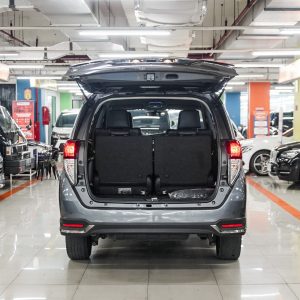 Toyota INNOVA VENTURER 2.4 DIESEL AT 2021 - Gambar 5