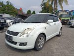Suzuki Swift ST 1.5 mt th 2012