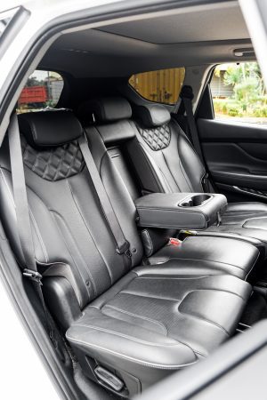 Hyundai Santafe Signature 2.2Diesel CRDI Th 2023 - Gambar 4