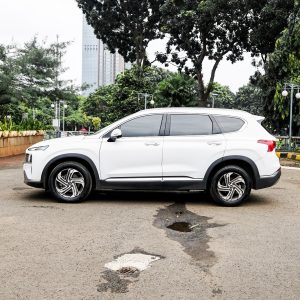 Hyundai Santafe Signature 2.2Diesel CRDI Th 2023 - Gambar 3