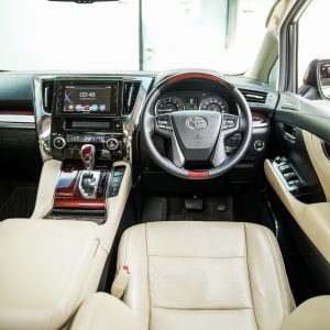 ALPHARD 2.5 G Th 2016 - Gambar 4